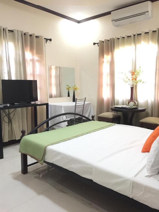 Villa Angelica Resort Alaminos Exterior photo